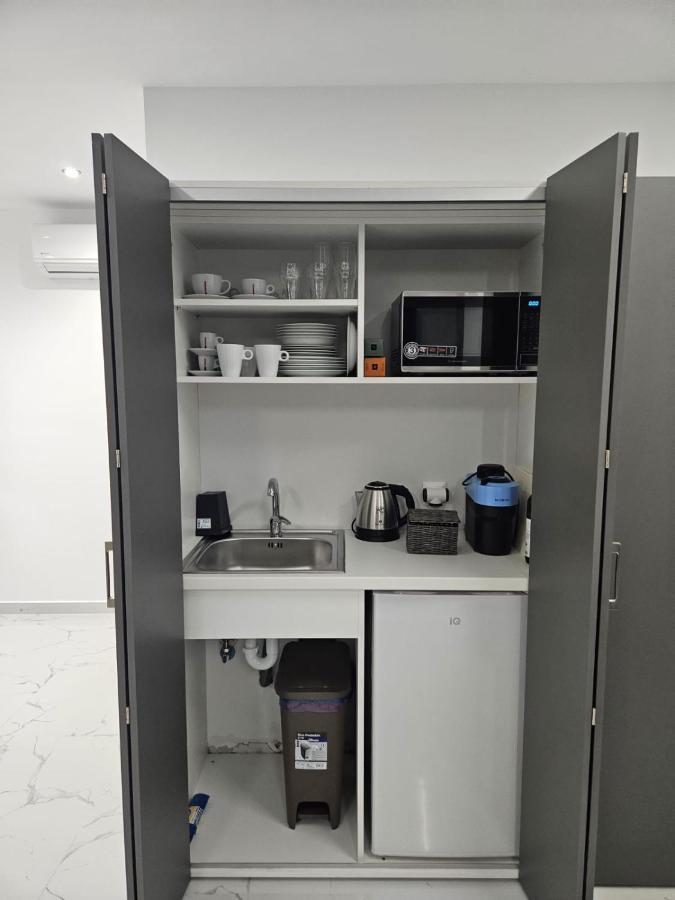 Nikis 20 Suites Athènes Extérieur photo